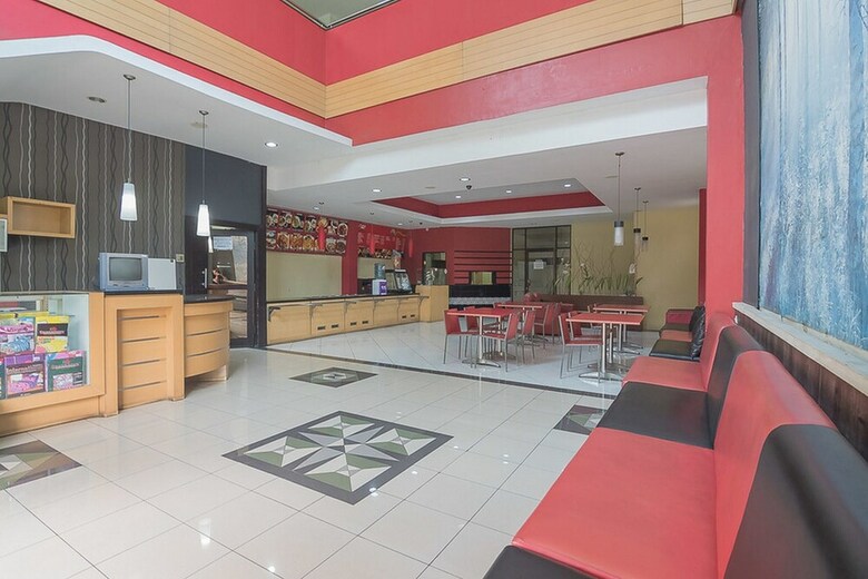 Hotel Koolkost Near Setrasari Mall