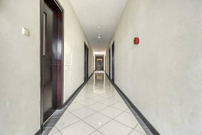 Hotel Reddoorz Plus @ Tanah Abang