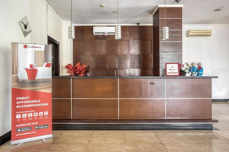 Hotel Reddoorz Plus @ Tanah Abang