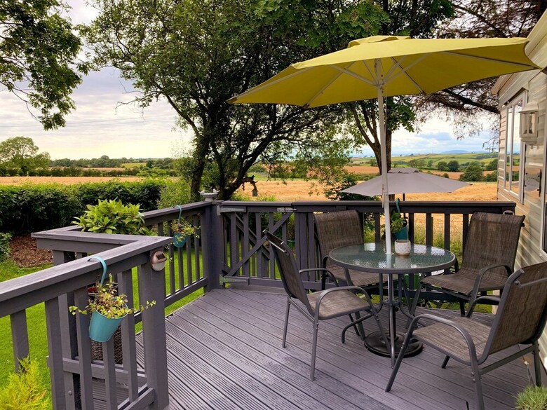 Cabana Charming 2-bed House