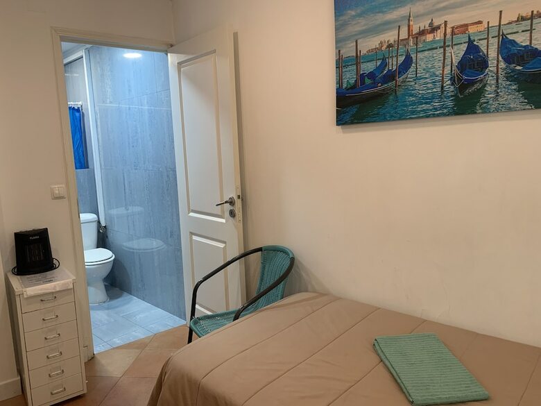 Hotel House And Rooms In Lisbon