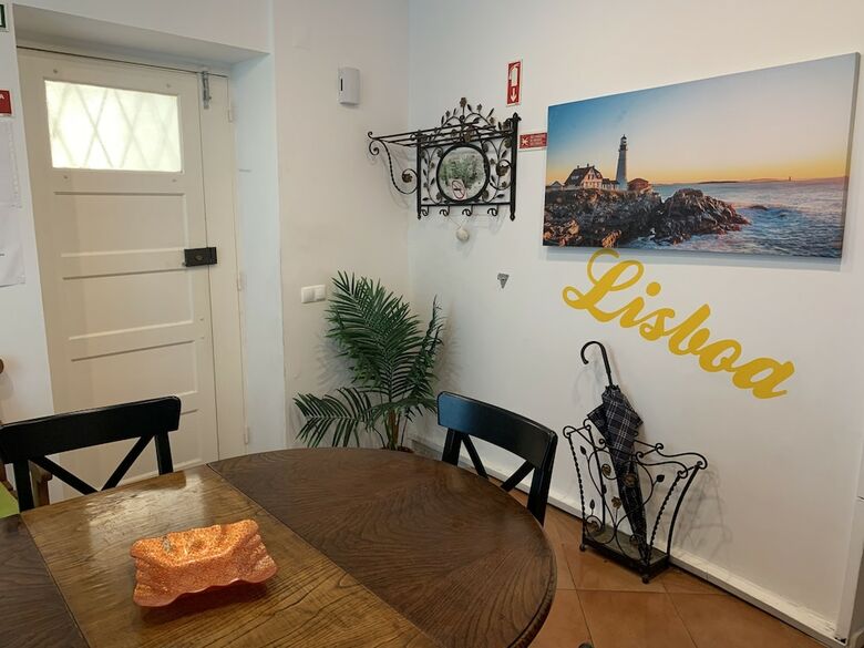 Hotel House And Rooms In Lisbon