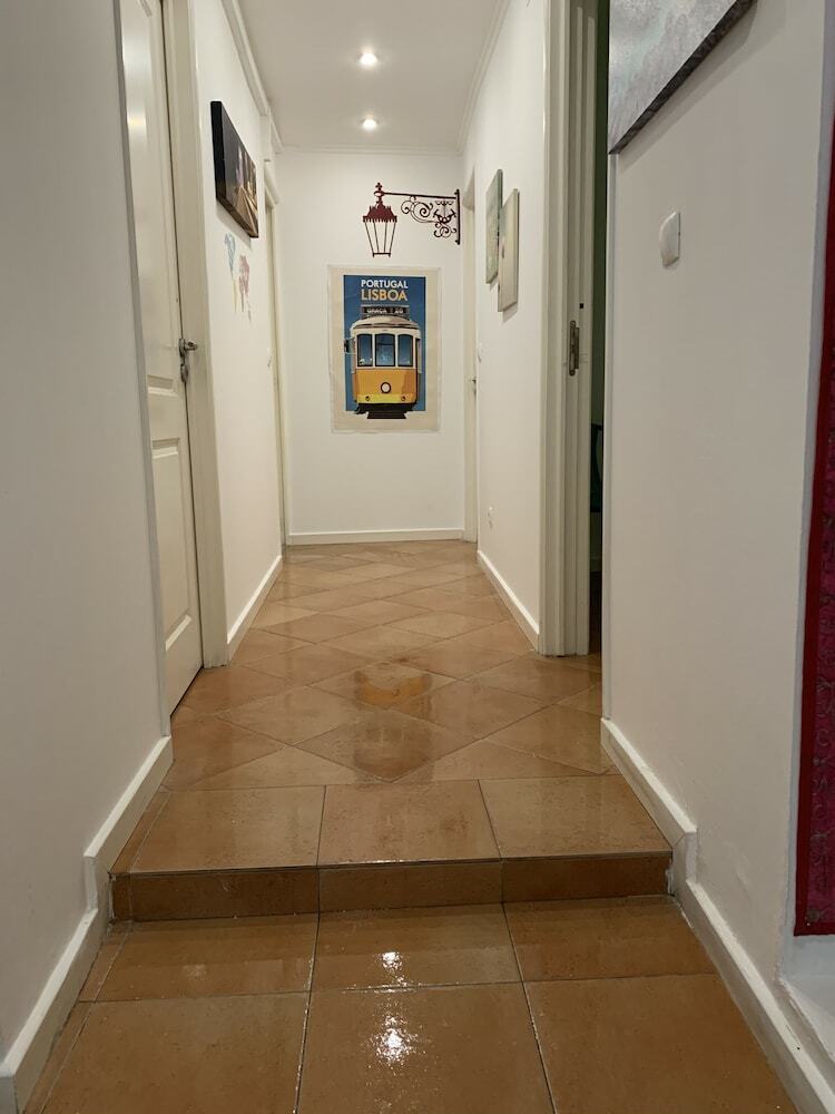 Hotel House And Rooms In Lisbon