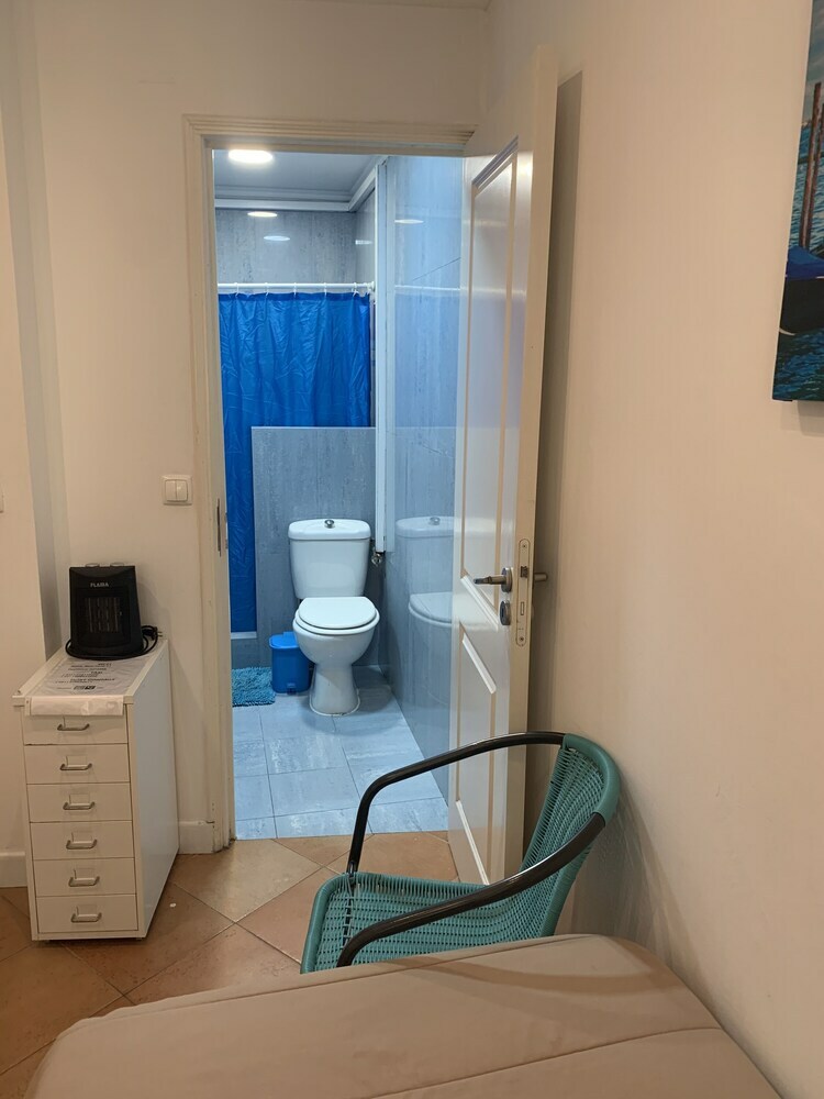 Hotel House And Rooms In Lisbon