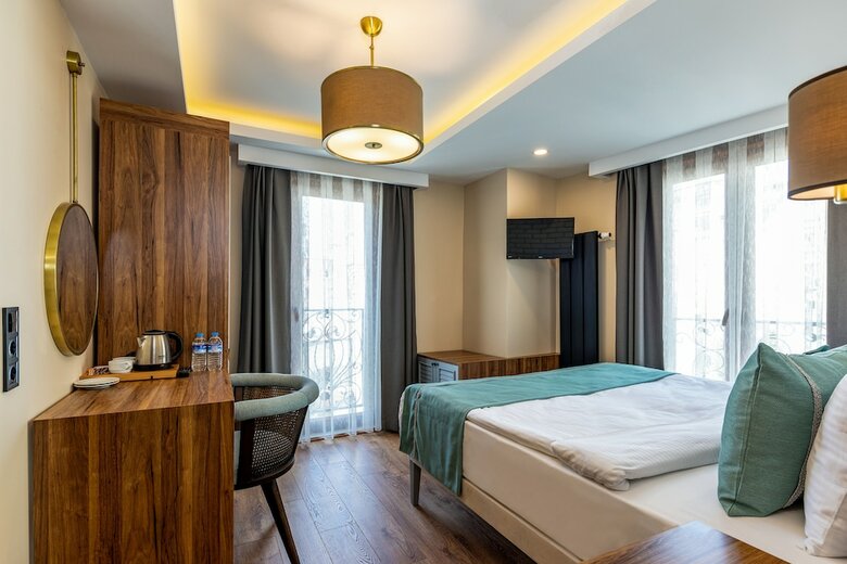 Interstar Hotel