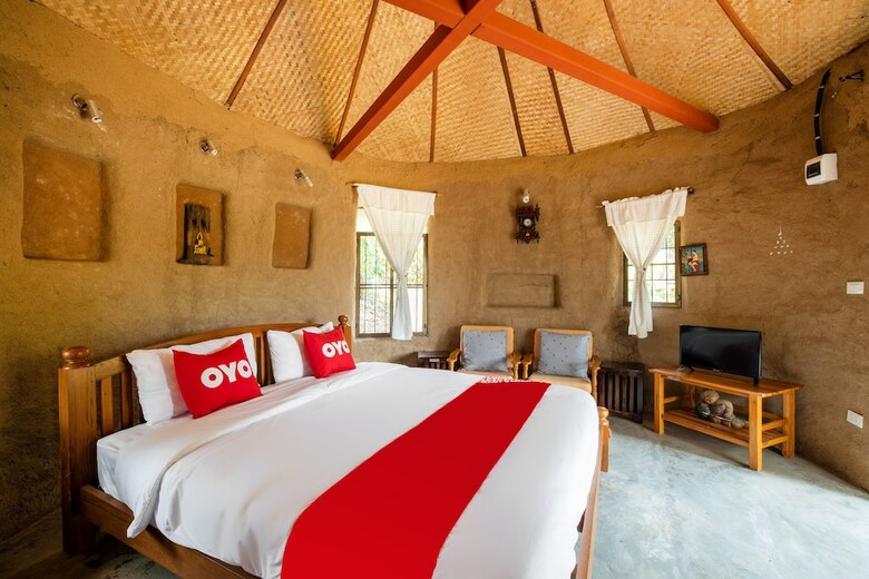 Hotel Oyo 766 Zompo Baan Din Resort