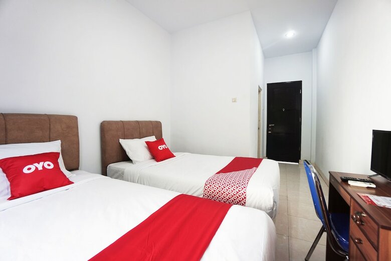 Hostal Oyo 2566 Putri Kesia Rooms