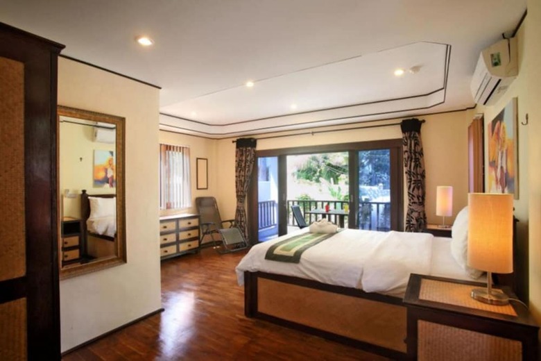8 Bedroom Sea Front Twin Villa Koh Phangan