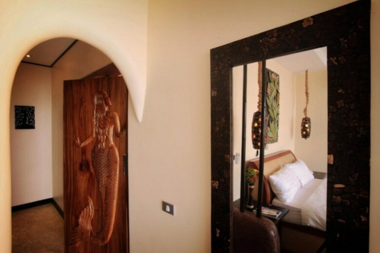 8 Bedroom Sea Front Twin Villa Koh Phangan