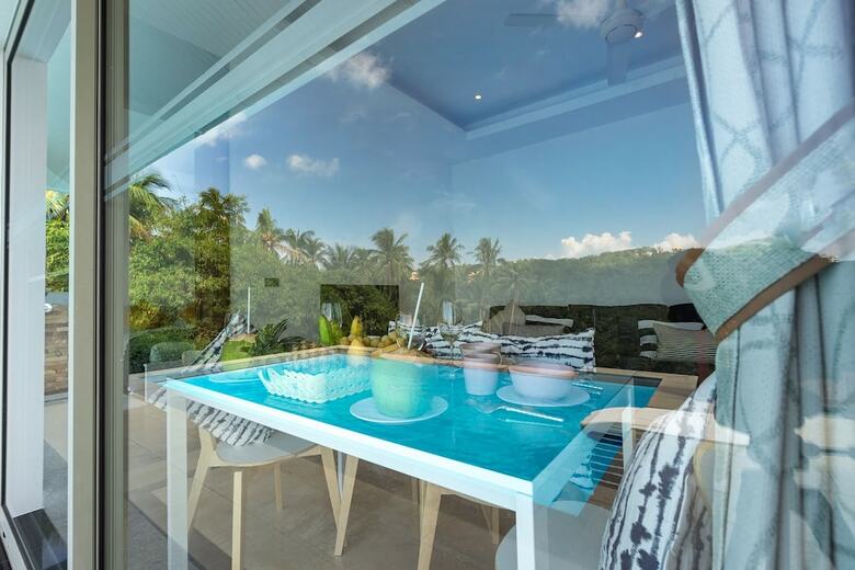3 Bedroom Sea View Villa Mikia