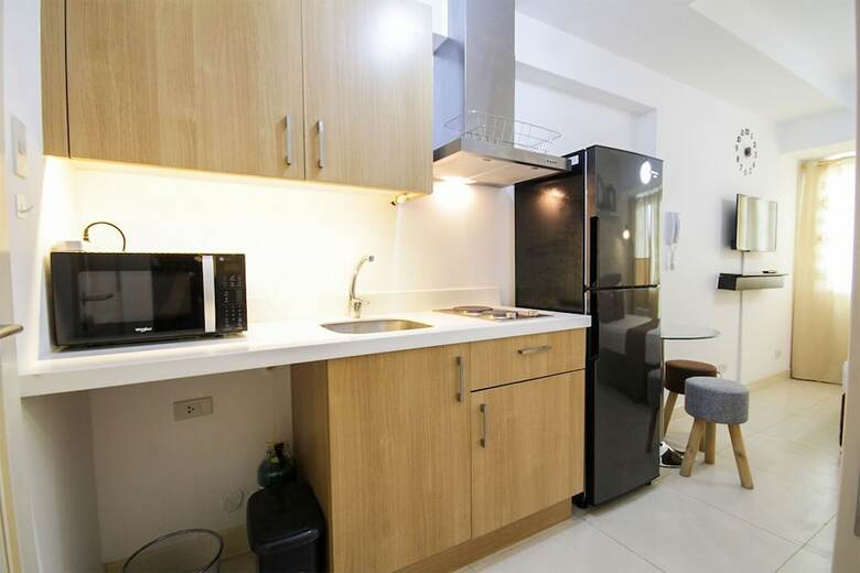 Siglo Suites @ The Residences At Commonwealth
