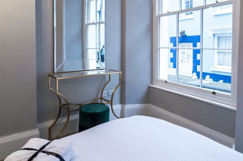 Pieces Of Eight Two Bedroom Apartment