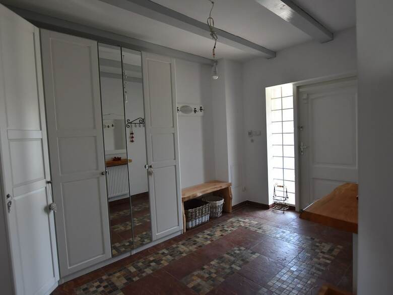 Spacious Holiday Home In Klodzko By The River