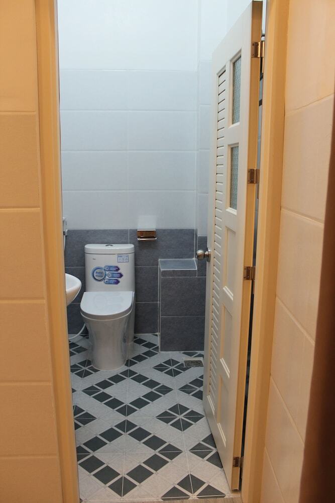 Hostal B Home - Hostel
