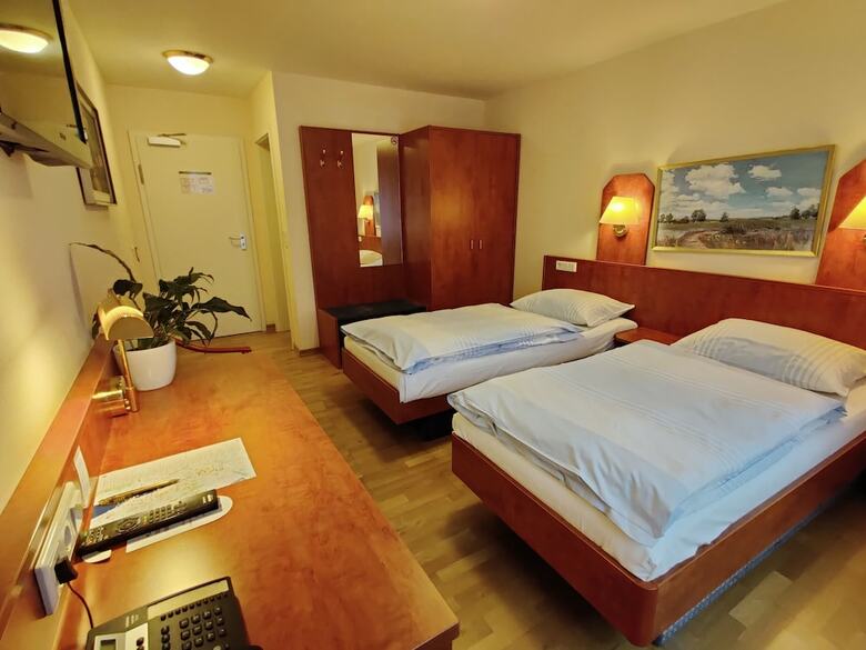 Hotel Xenia