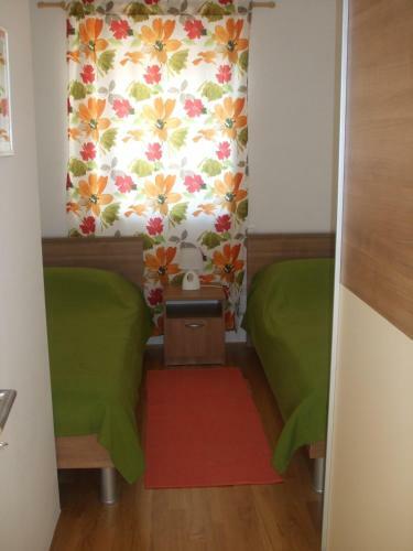 Apartments Jela