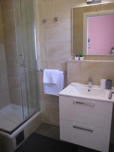 Apartments Jela