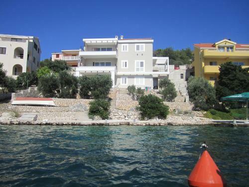 Apartments Jela