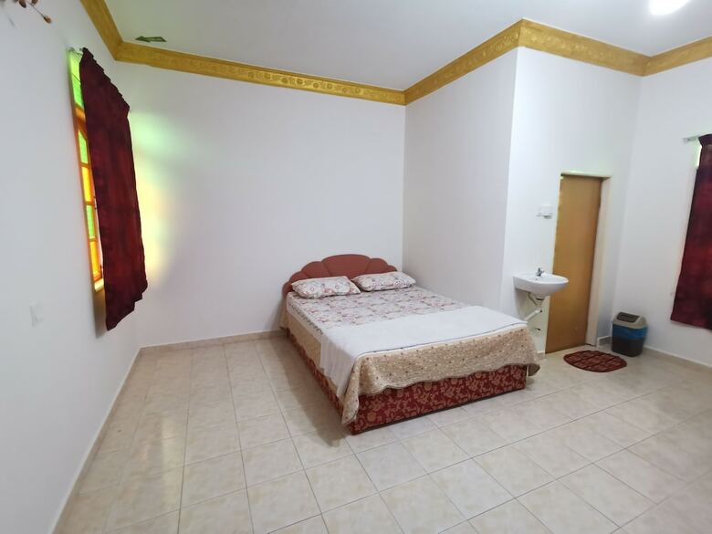 Hotel Oyo 89887 Chalet Yunie