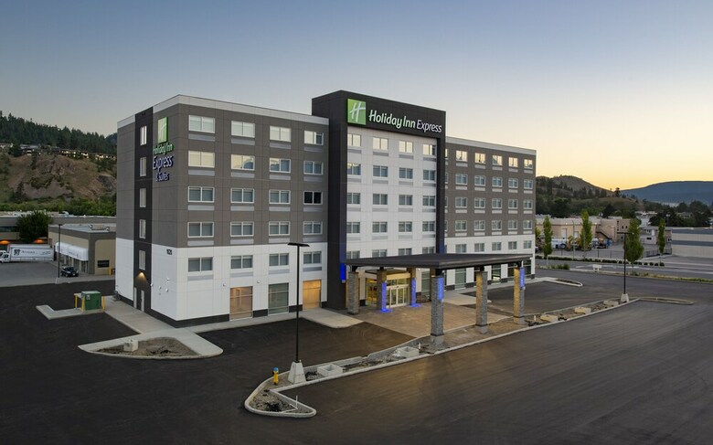 Hotel Holiday Inn Express & Suites Brandon