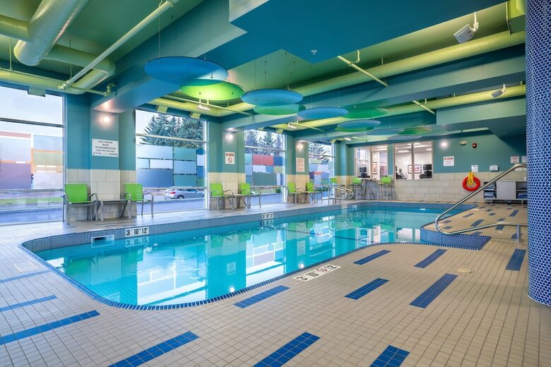 Hotel Holiday Inn Express & Suites Brandon
