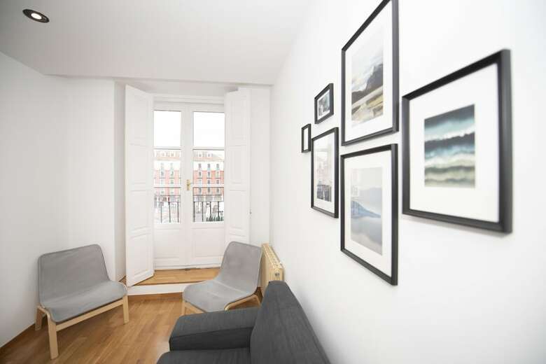 Apartamentos Espacios Blanco Plaza Mayor Con Vistas