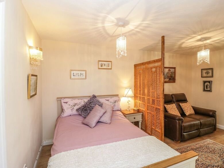 Lovely 1-bed Studio Cottage With Sauna