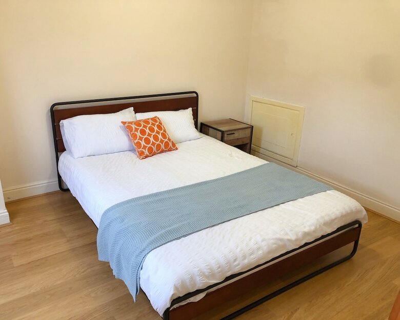 Lovely 3 Beds House 6 Guests King Beds
