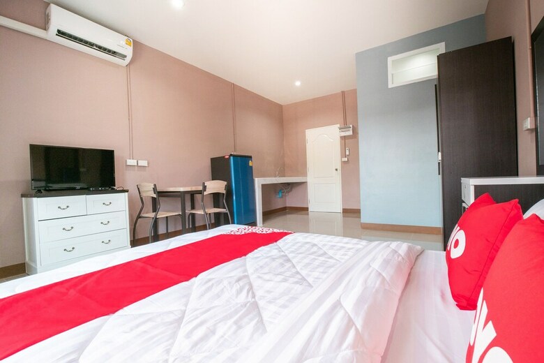 Hotel Oyo 784 Brown Home Sattahip