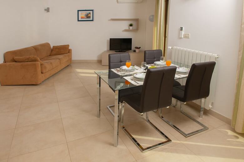 Apartments Oliva