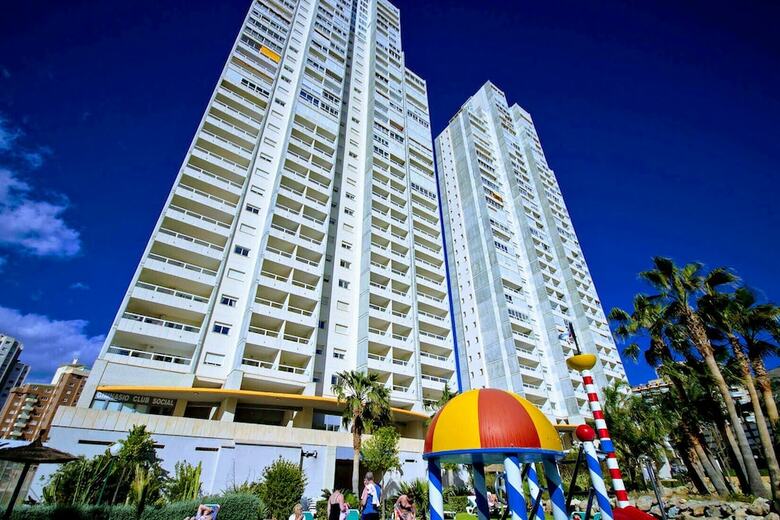 Gemelos 22 Amazing Holiday Apartament