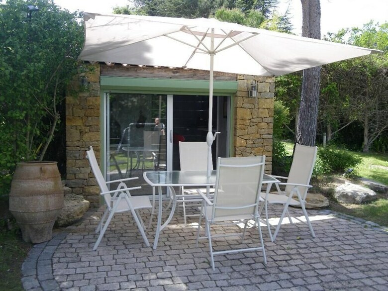 Bed & Breakfast Au Pays De Cezanne
