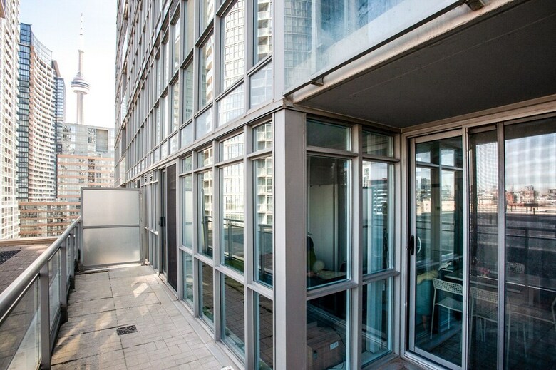 Skytree - Condos In Heart Of Downtown
