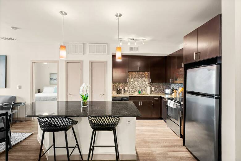Kasa Dallas Medical District Apartments