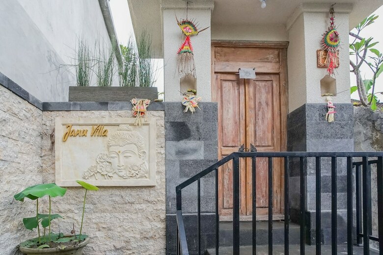 Janu Villa