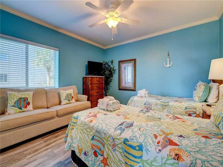 Villa Captains Walk 418, 3 Bedrooms, Beach Front, Pool, Sleeps 8