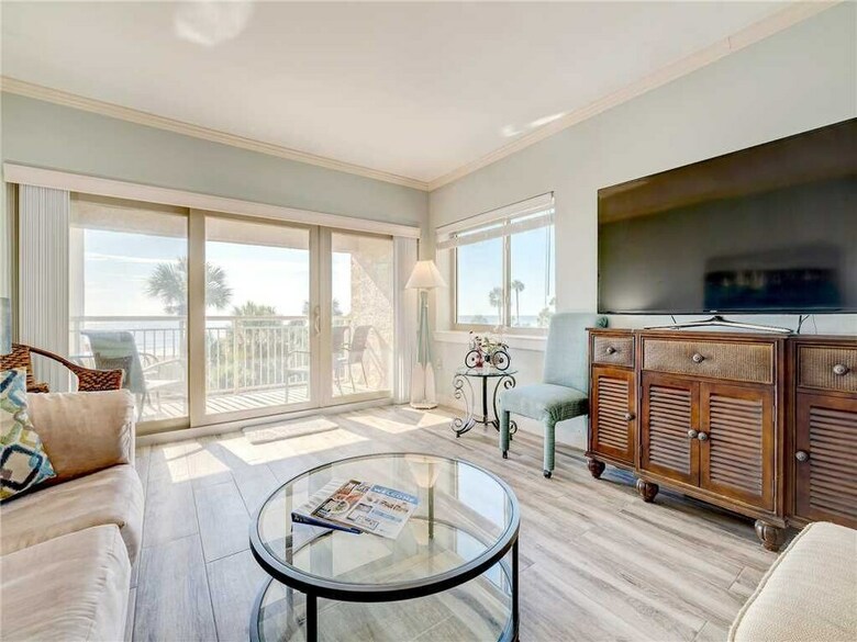 Villa Captains Walk 418, 3 Bedrooms, Beach Front, Pool, Sleeps 8