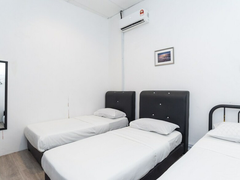 Hotel Spot On 89833 Blue Avenue Backpackers