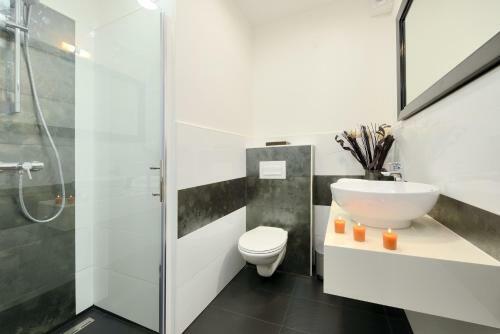 Hostal Guest House D&g -i Apartment & Room