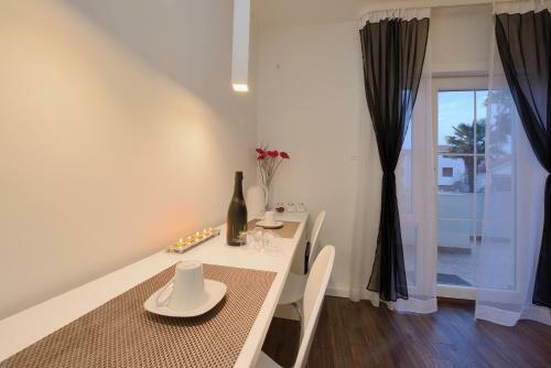 Hostal Guest House D&g -i Apartment & Room