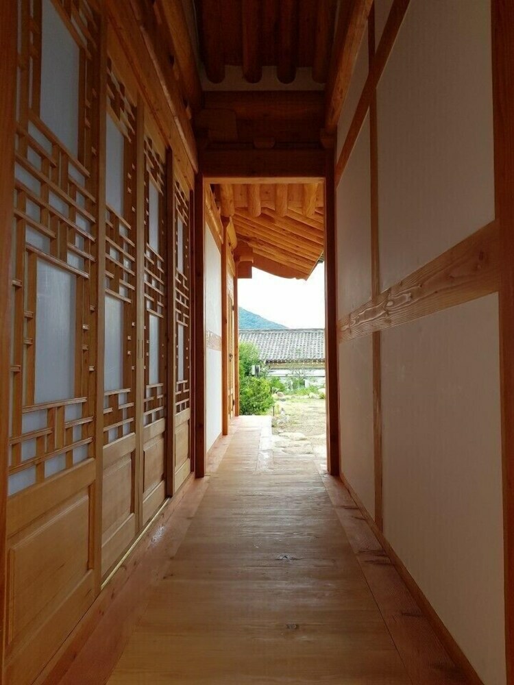 Hotel Hanoksollang
