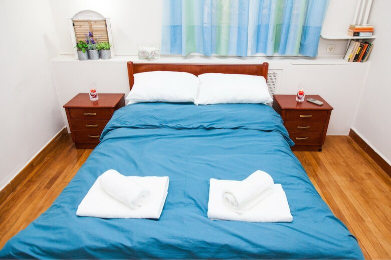 Stay In Fabulous Apartment In Athens