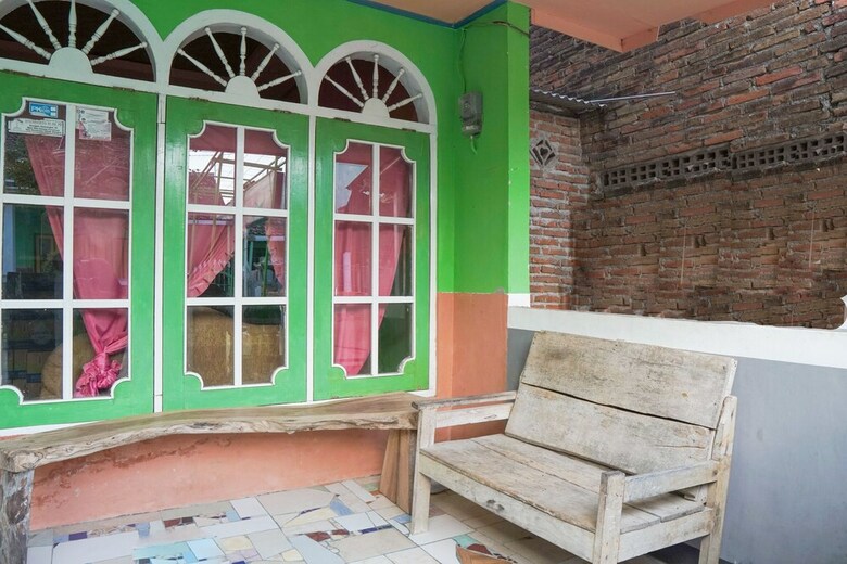 Hostal Spot On 1762 Gandrung Payungan Family