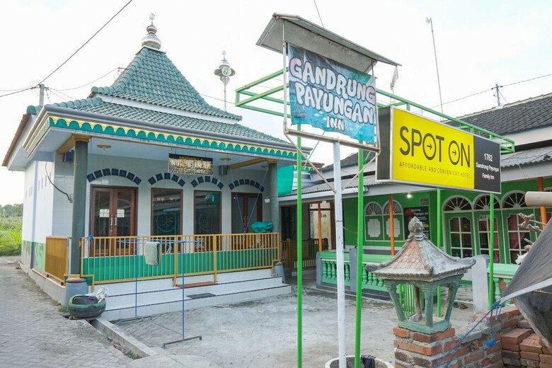 Hostal Spot On 1762 Gandrung Payungan Family
