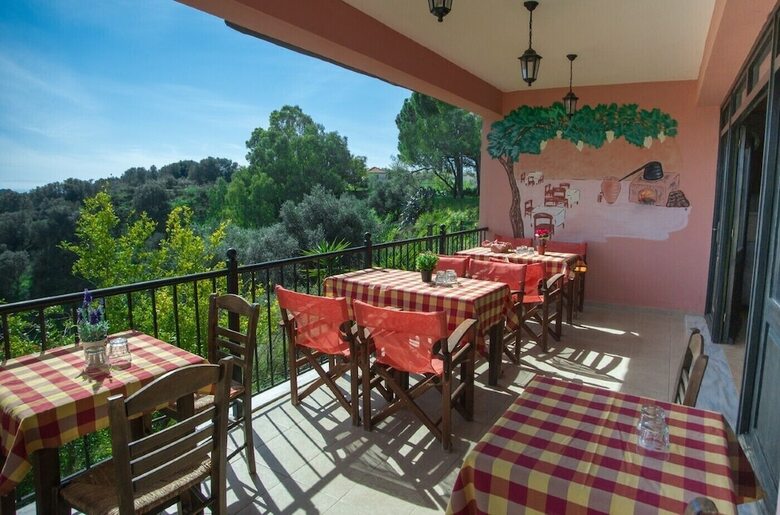Filippion Hotel