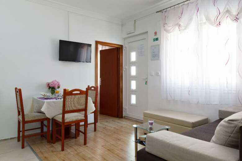 Tihi Val Apartments