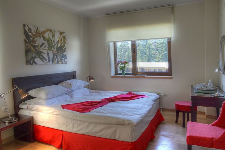 Euphoria Club Hotel & Resort