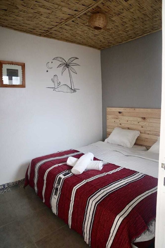 Hostal Be Part Of The Waves - Adults Only