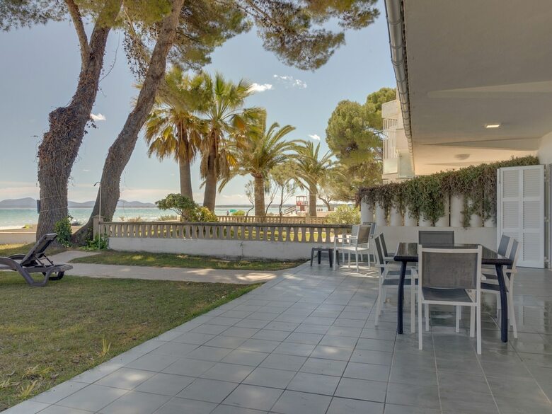 Villa Sea Front Alcudia - Villa Garballo