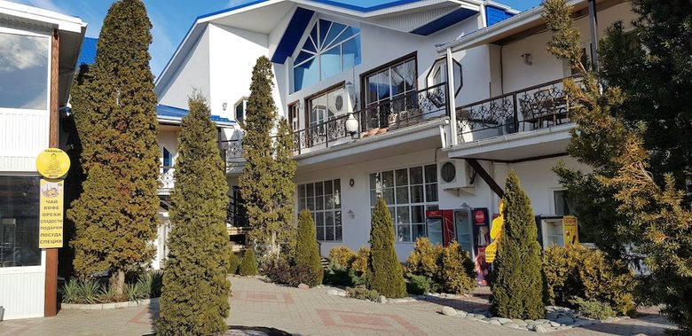 Hotel Levoberezhnaya Rivyera
